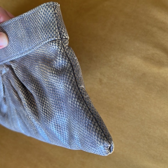 Croc Embossed Leather Grey/Beige Party Clutch - Picture 4 of 5